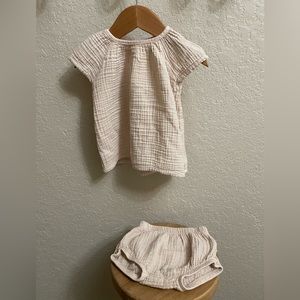 Go Gently Nation Kids Gauze Blouse and Bloomer set in Blush (0-3 months)
